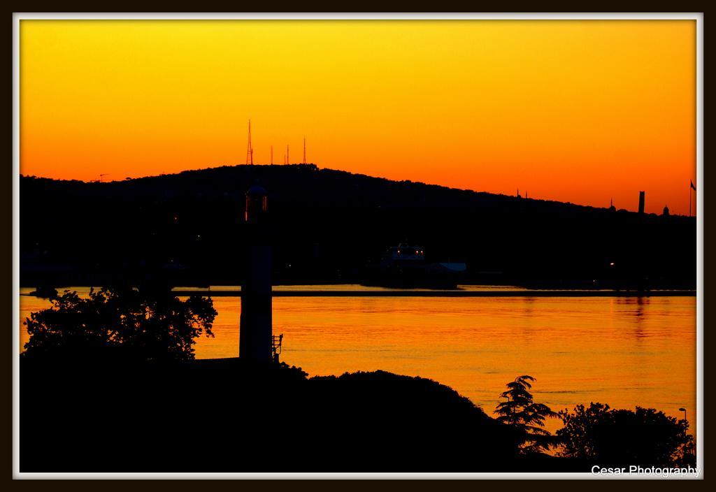 Metropolis Hostel & Guest House Istanbul Exteriör bild