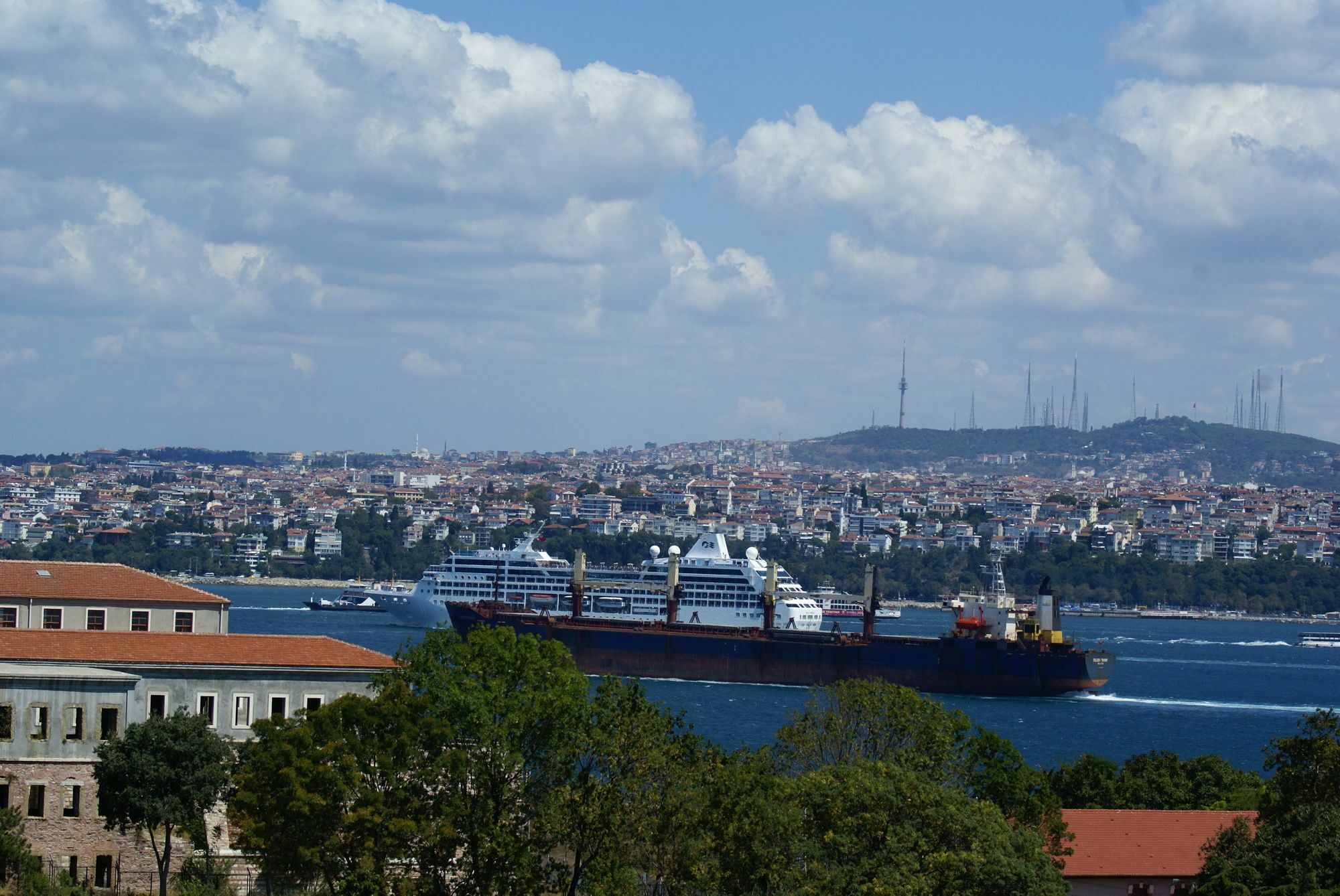 Metropolis Hostel & Guest House Istanbul Exteriör bild