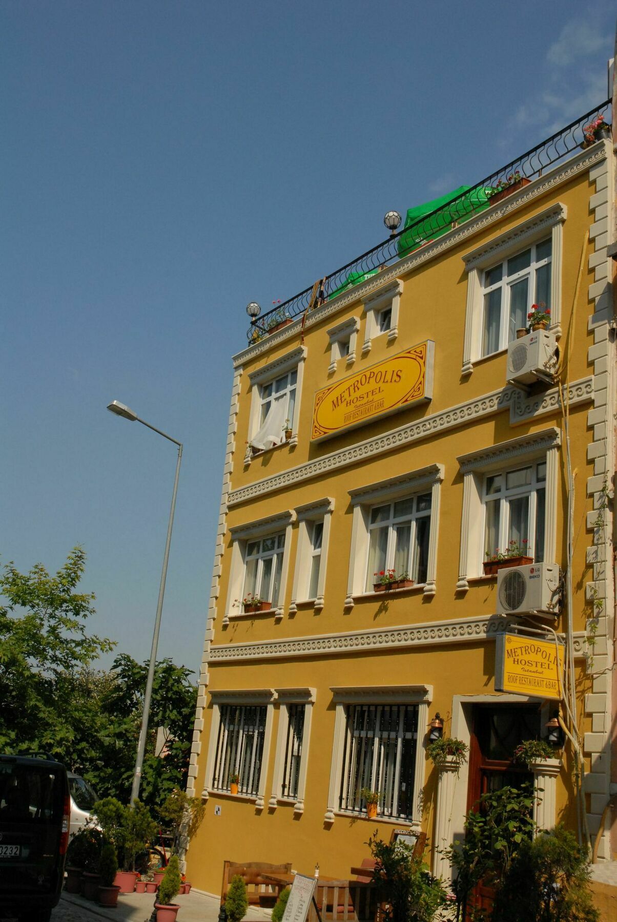 Metropolis Hostel & Guest House Istanbul Exteriör bild